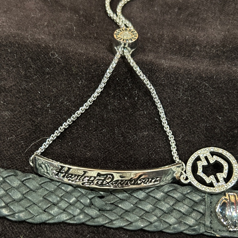 Harley-Davidson Silver and Black Bracelet